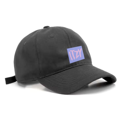 Gorra morada Itzy